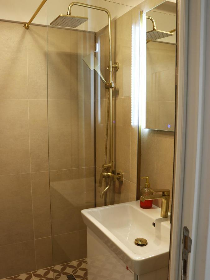 Mina City Center Apartment Amzei بوخارست المظهر الخارجي الصورة