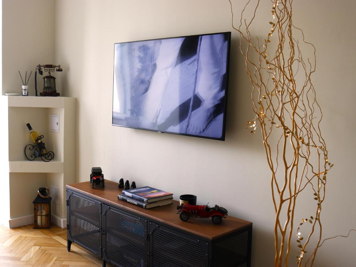 Mina City Center Apartment Amzei بوخارست المظهر الخارجي الصورة